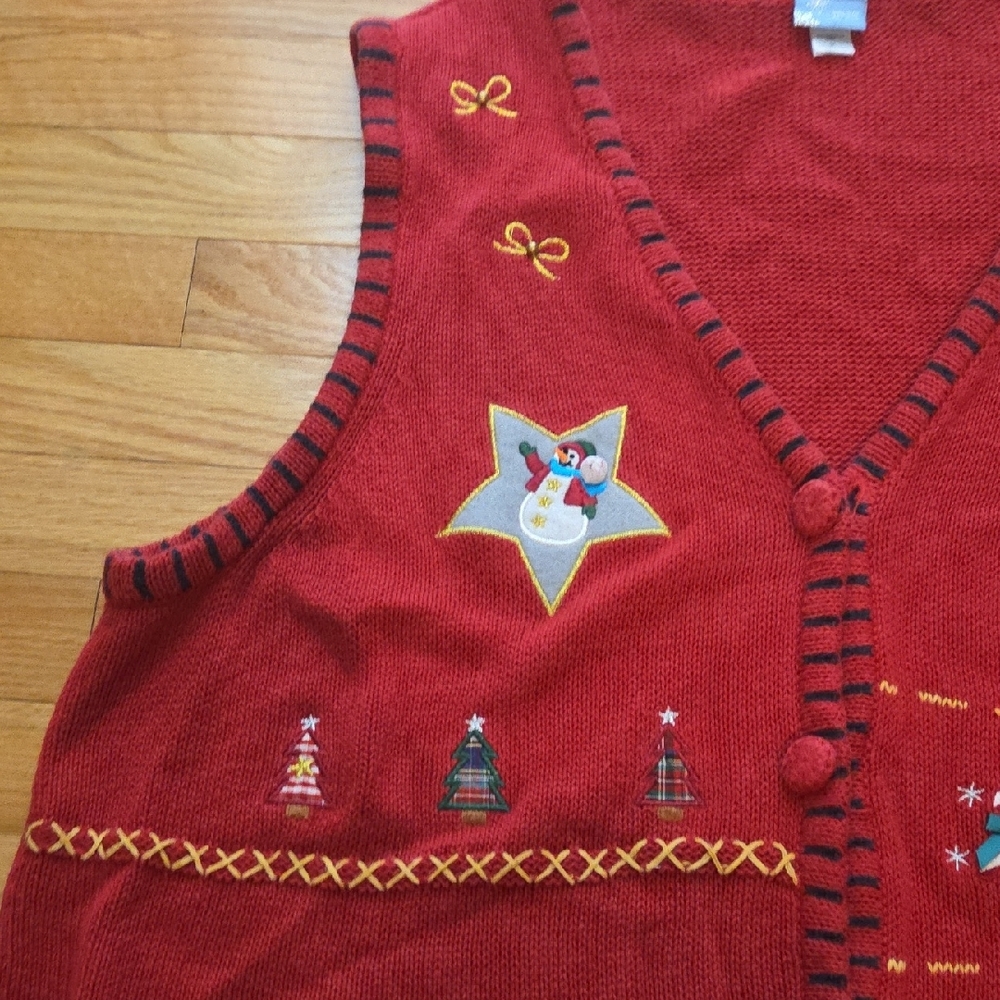 Holiday Editions Vintage Christmas Sweater Vest - Picture 5 of 12